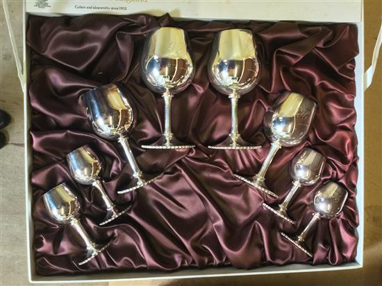 Set 8 Arthur Price plated wine goblets